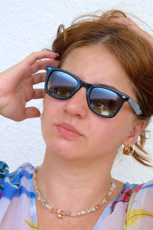 CÉBÉ 90's Wayfarer Mirrored Lens Sunglasses on model