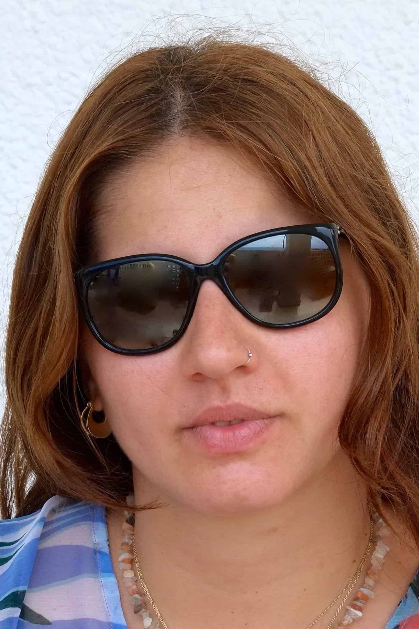 CÉBÉ 90's Classic Mirrored Lens Sunglasses in black on model