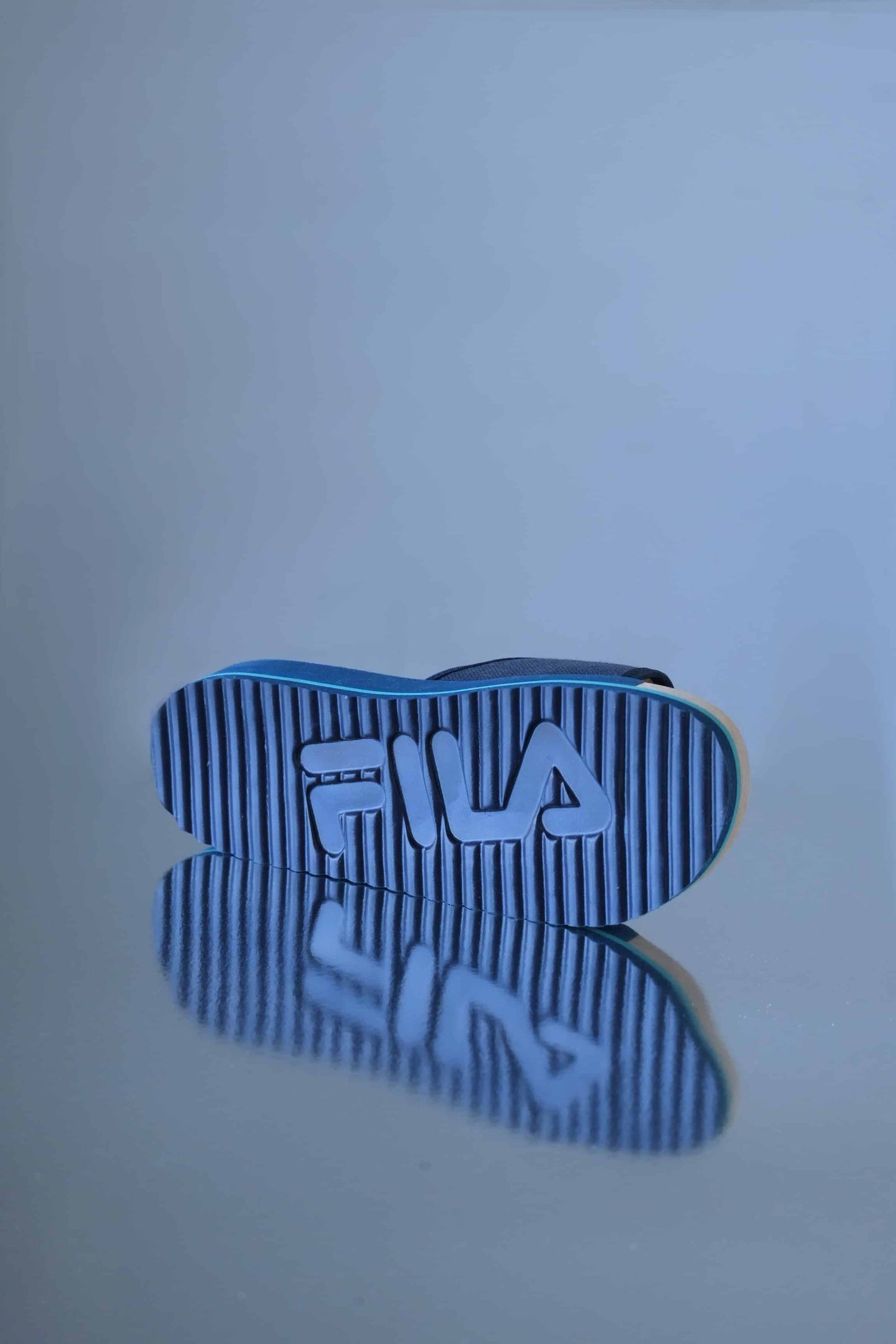 FILA 90s Beach Slides