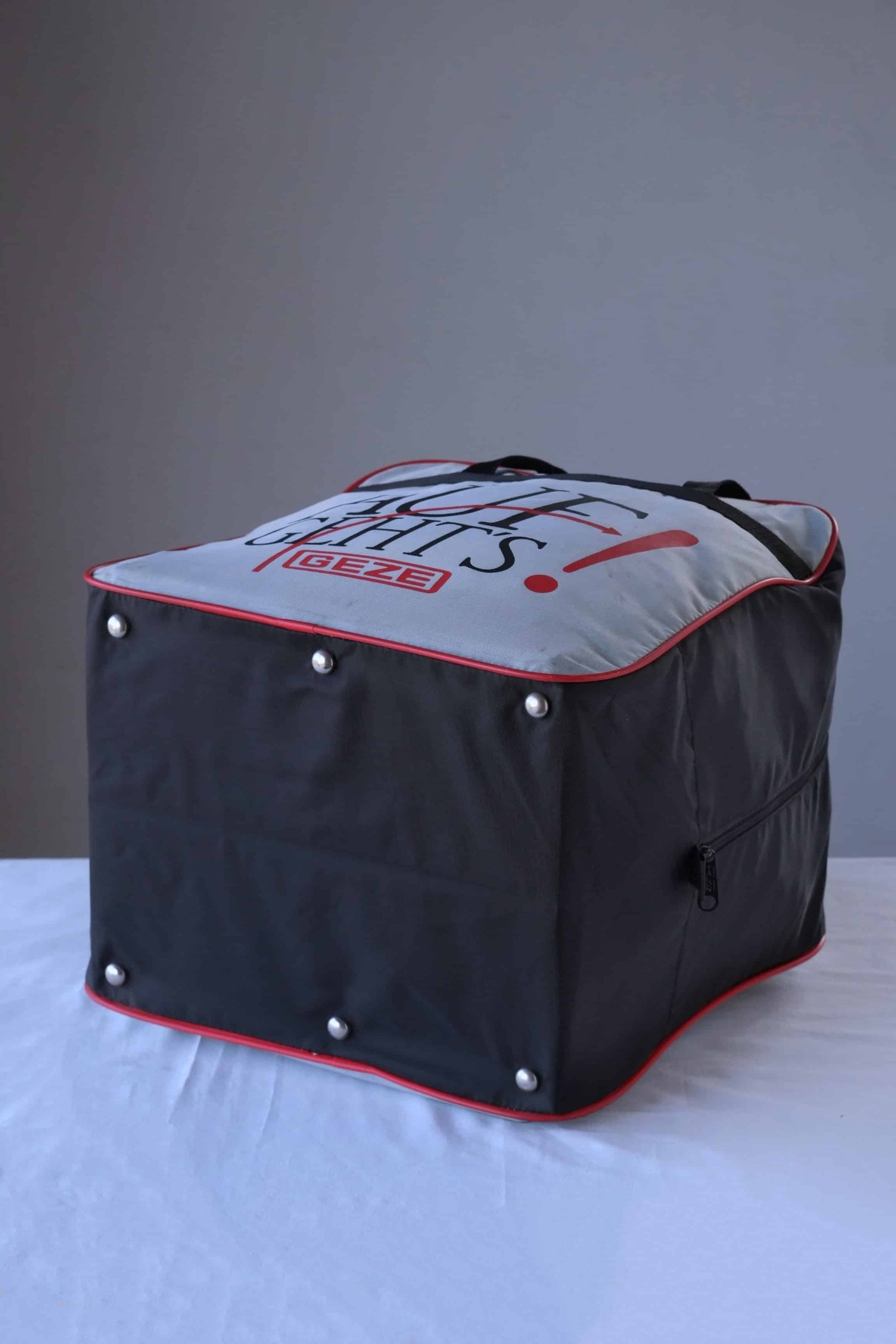 GEZE Ski Boots Bag bottom side
