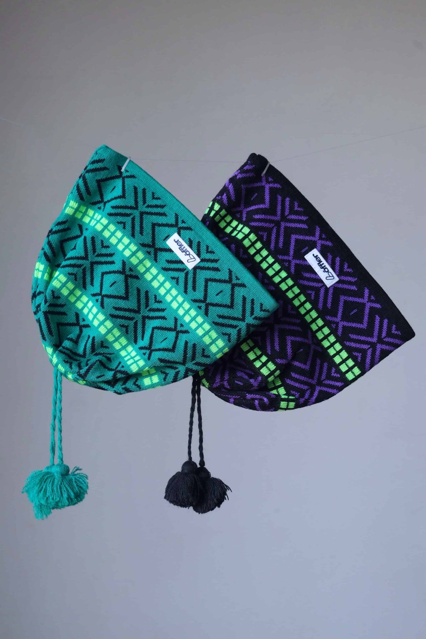LÖFFLER 90's Jacquard Beanie green and black/purple
