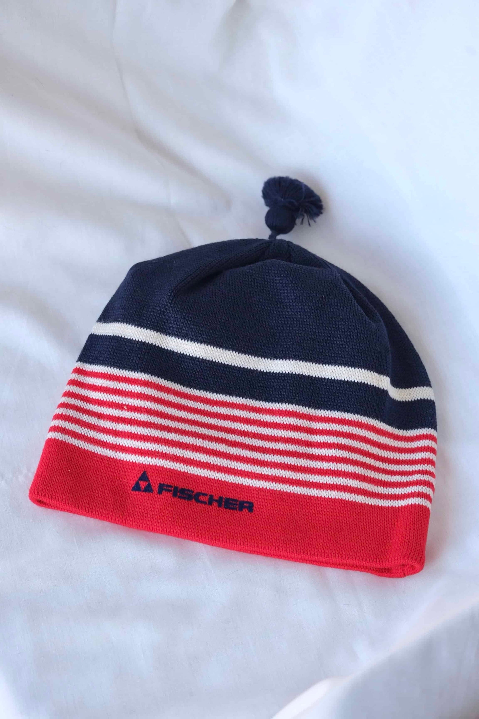 LÖFFLER Fischer Ski Beanie red and navy with white stripes