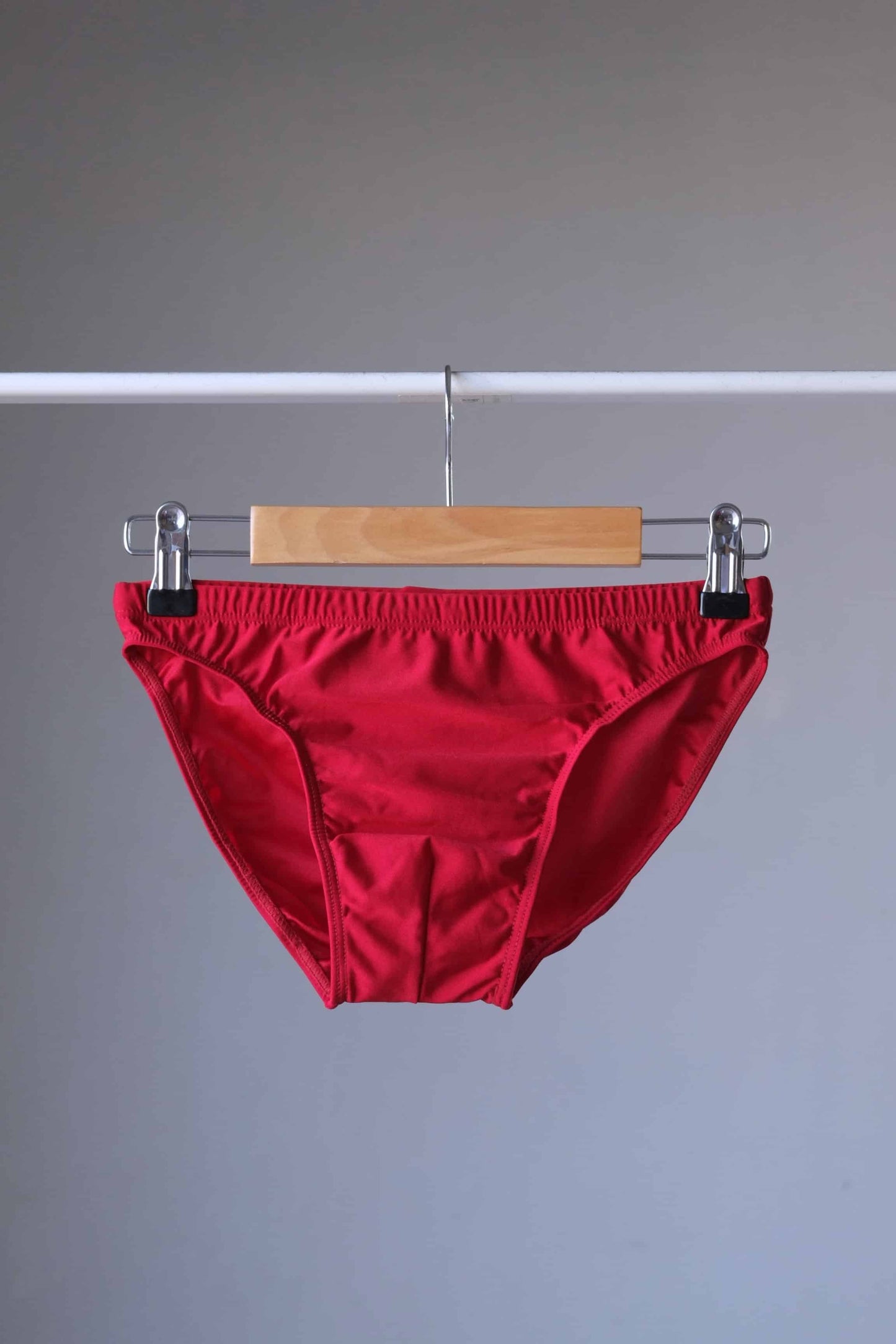 MONSIEUR ORCHIDÉE Vintage 80's Classic Solid Low Rise Swim Briefs