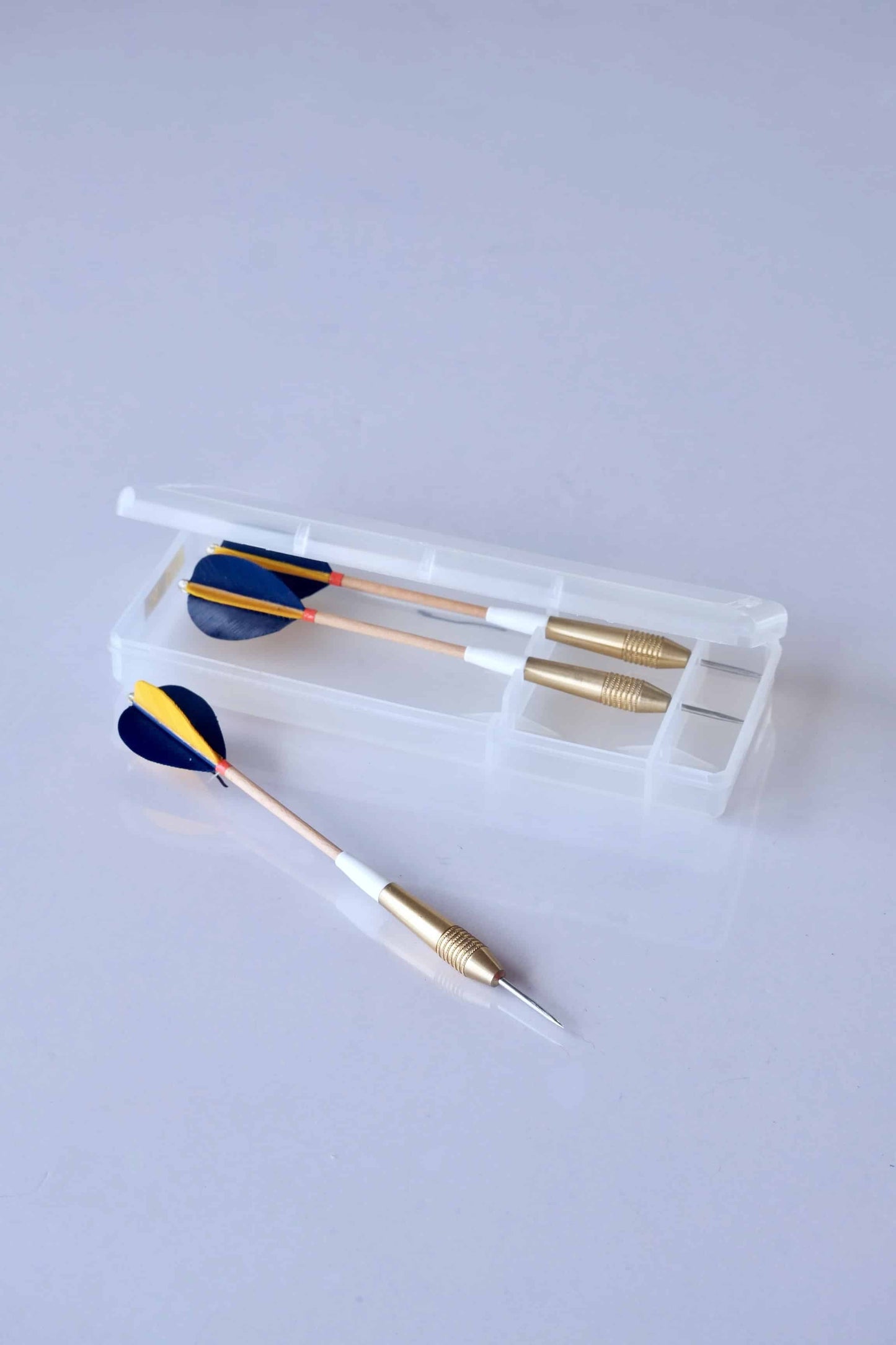 KWIZ Brass & Feather Darts