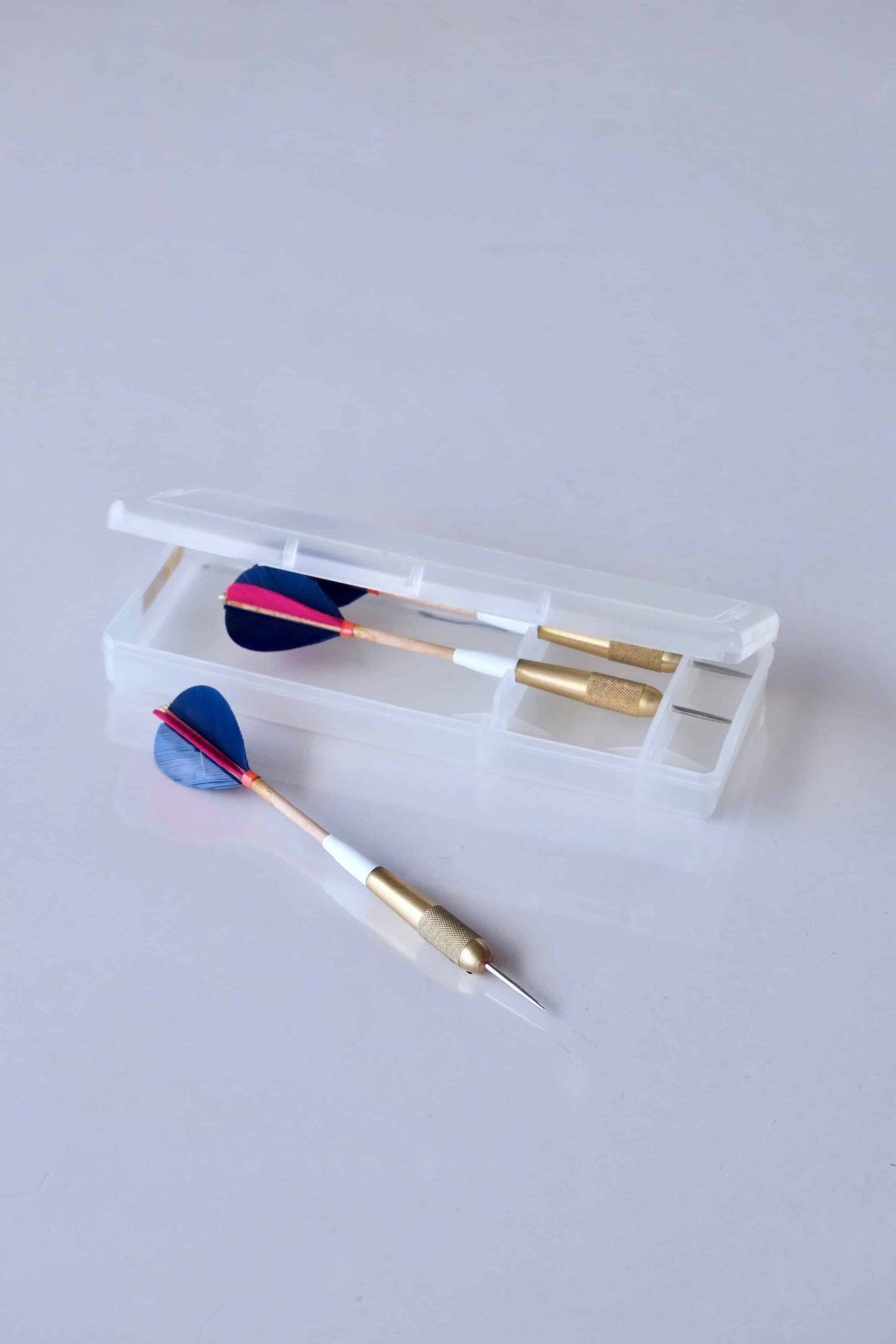 KWIZ Brass & Feather Darts