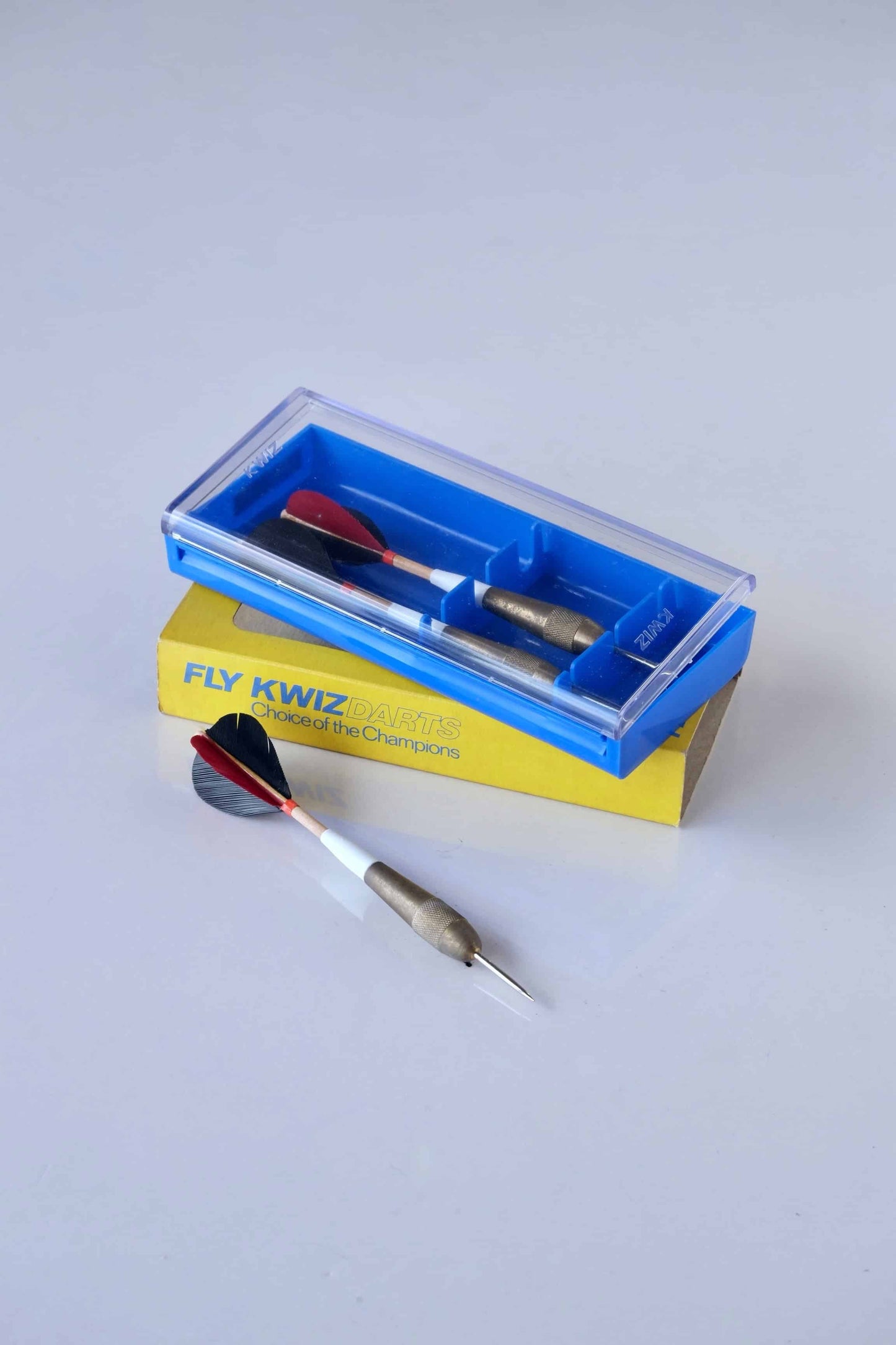 KWIZ Brass & Feather Darts