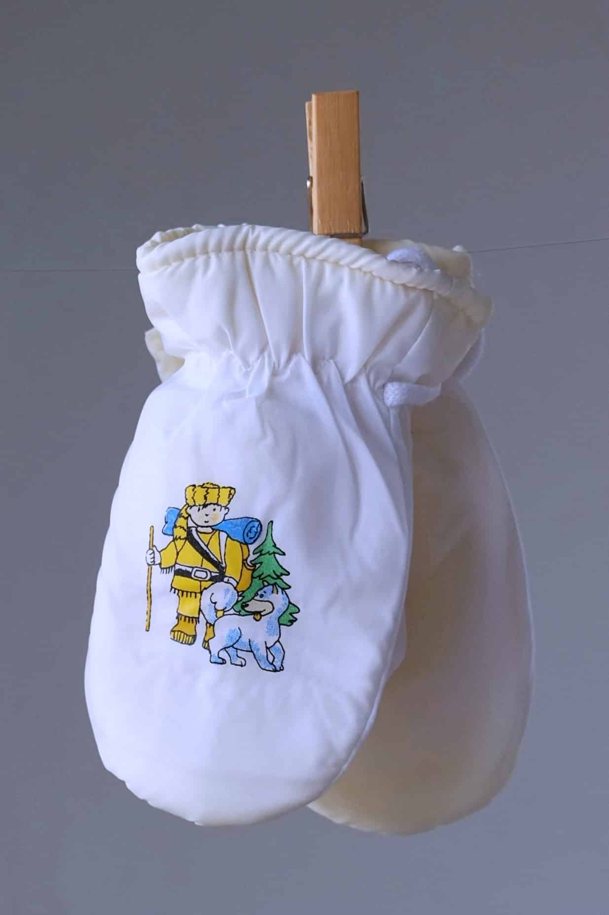 BABY & TODDLER SNOW MITTENS ESKIMO AND DOG WHITE COLOR