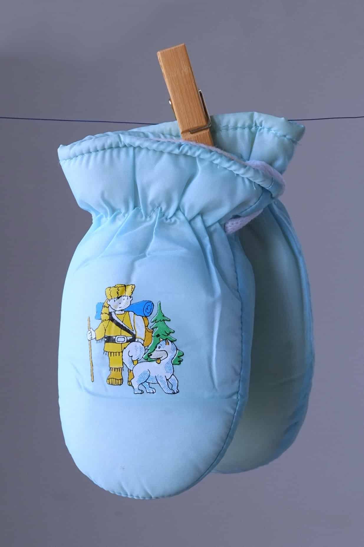 BABY & TODDLER SNOW MITTENS ESKIMO AND DOG LIGHT BLUE