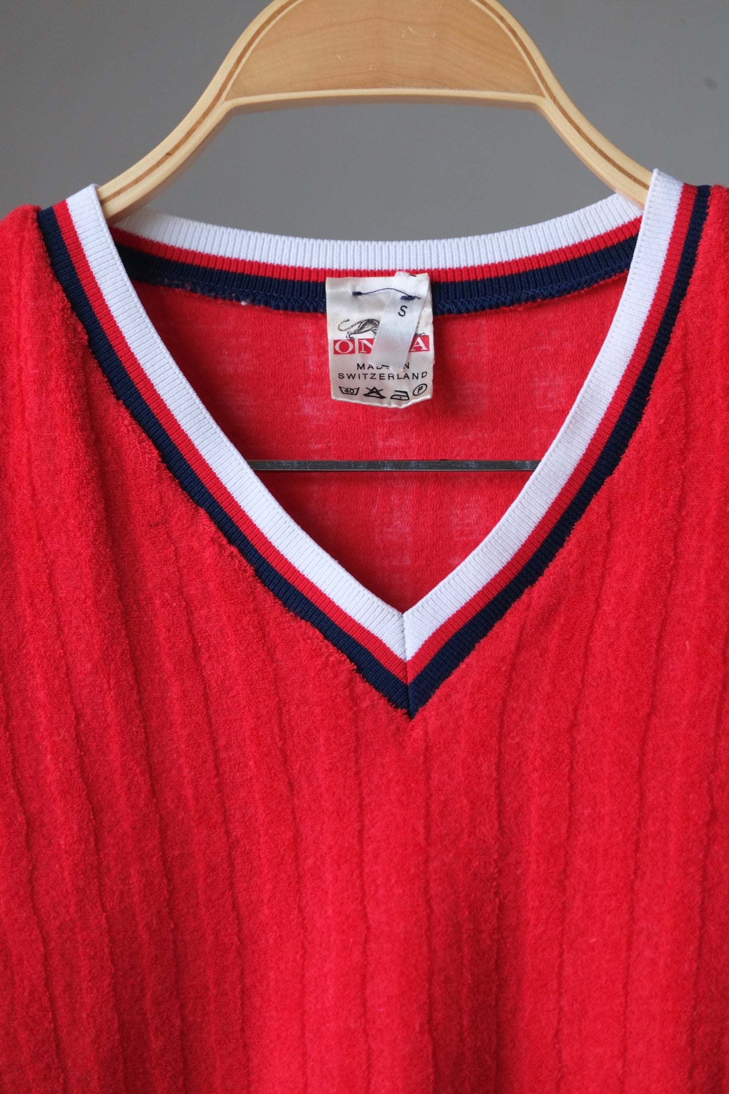 ONZA Frotté V-Neck 70's Sweatshirt