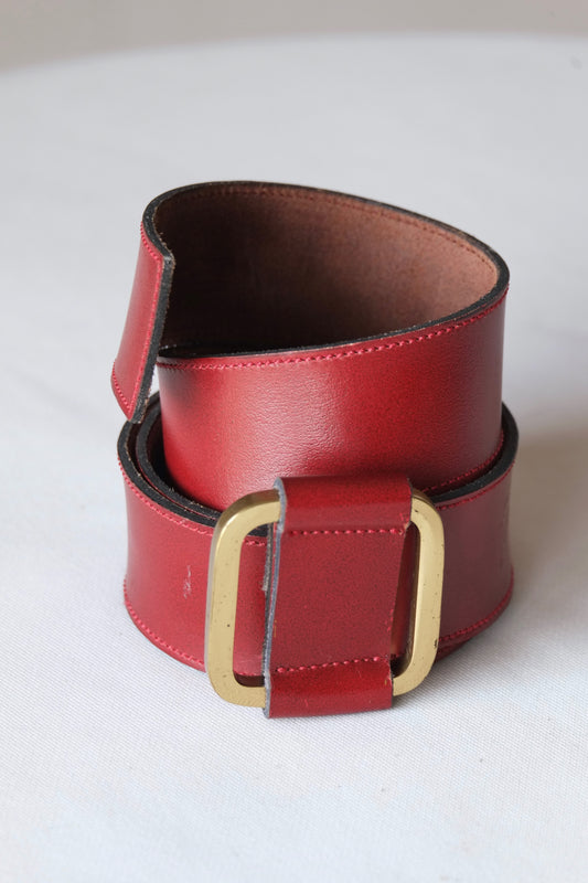 L'AIGLON Rounded Square Slip Buckle Leather Belt