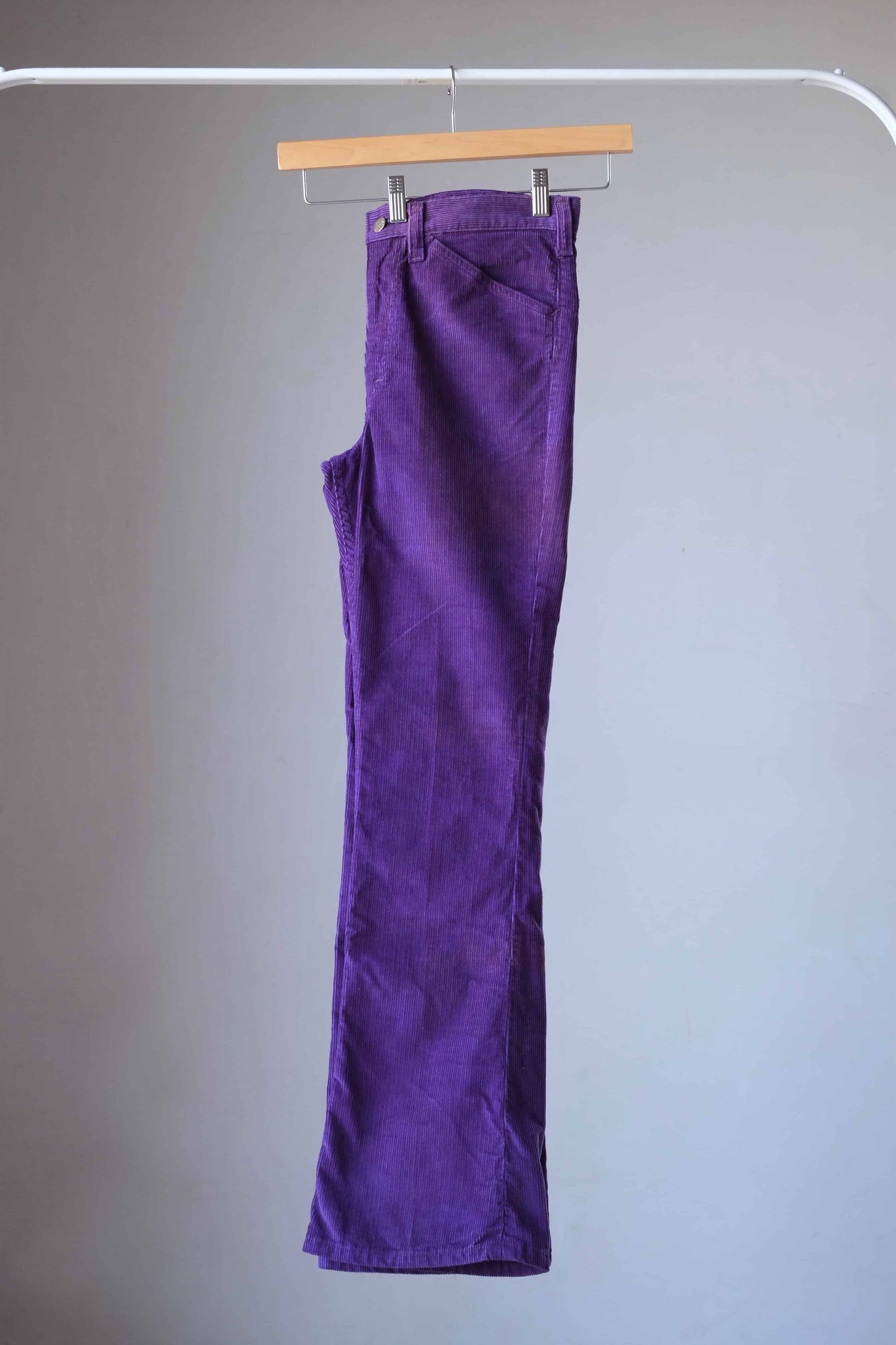 Vintage LEE Corduroy 70's Bell Bottoms purple