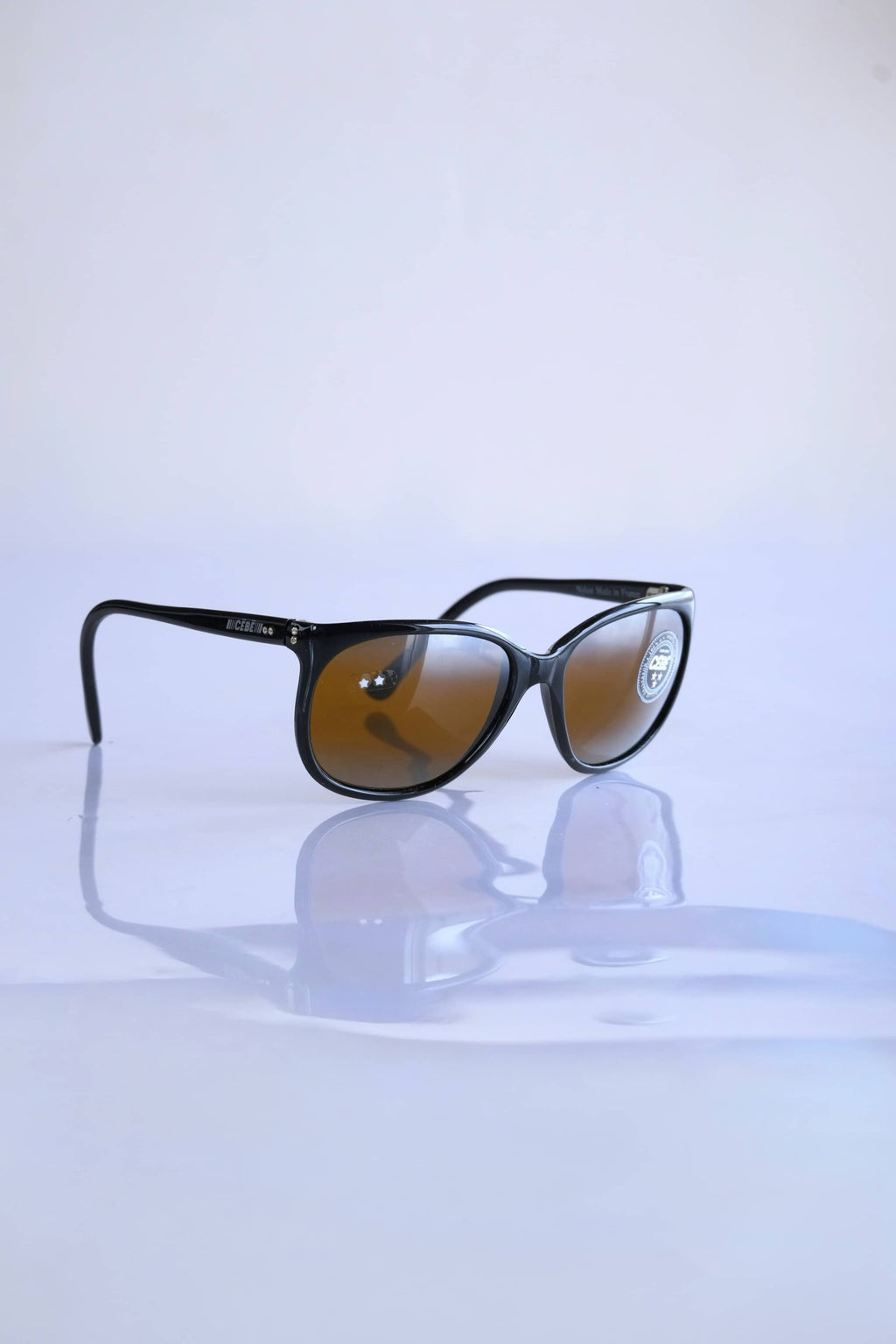 CÉBÉ 90's Classic Mirrored Lens Sunglasses in black on white background