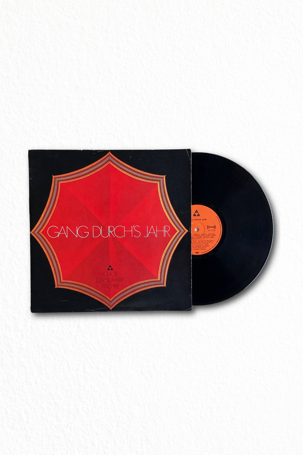 1972 Fischer “Gang Durch’s Jahr” vinyl record partially inside its original umbrella-themed sleeve.