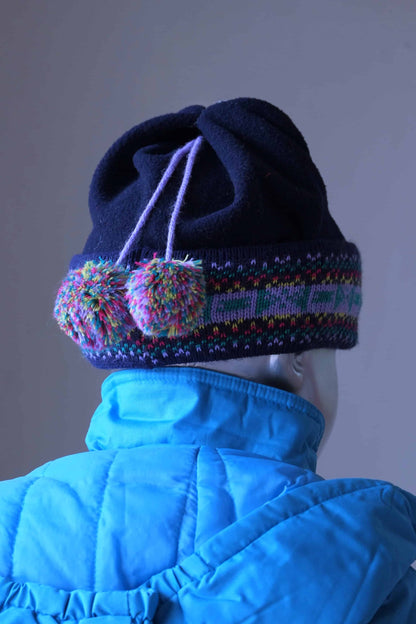 FLEECE Kids Pompom Beanie navy with colorful cuff on mannequin