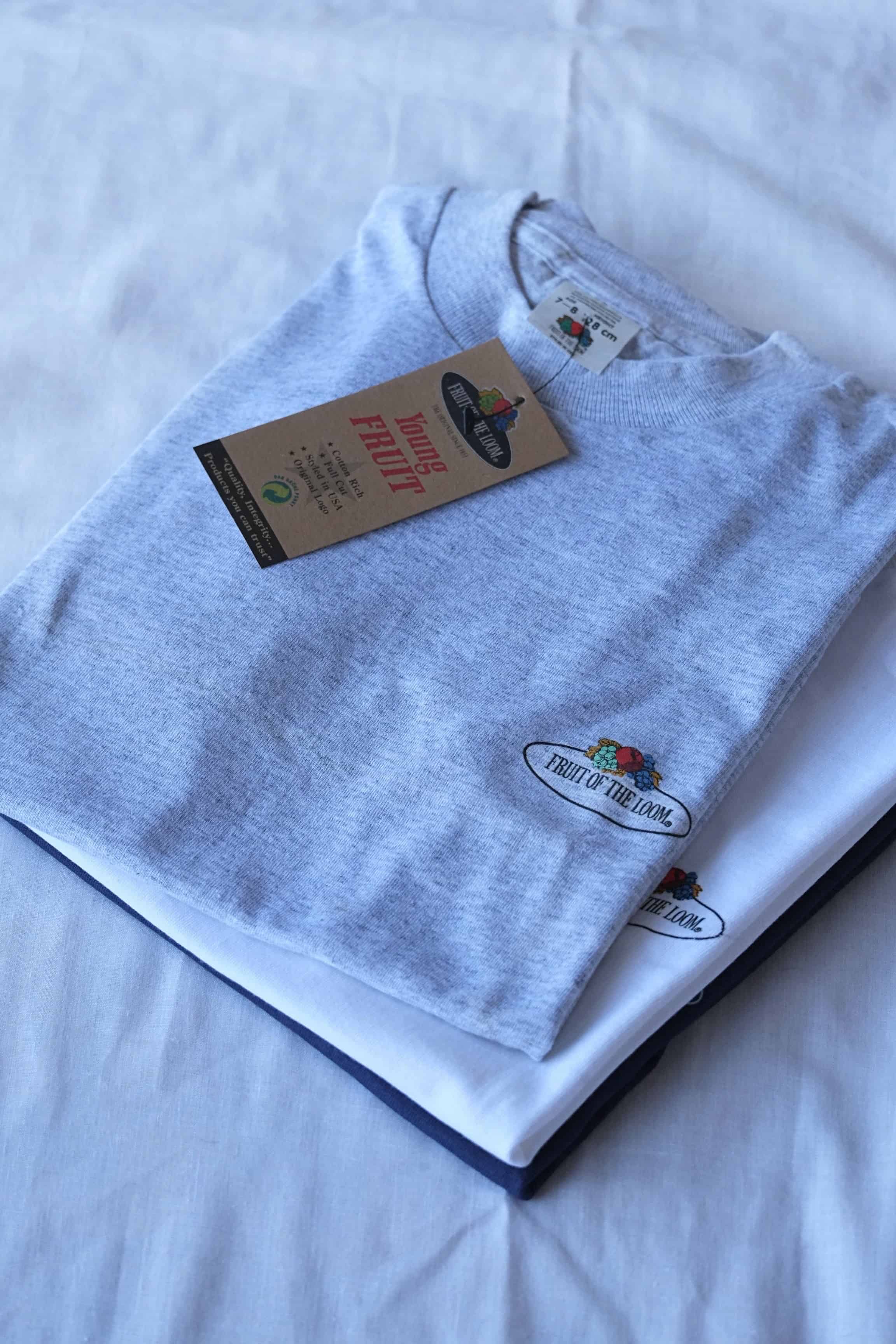 FRUIT OF THE LOOM Kids Classic T-shirt in ash gray folded in a pile