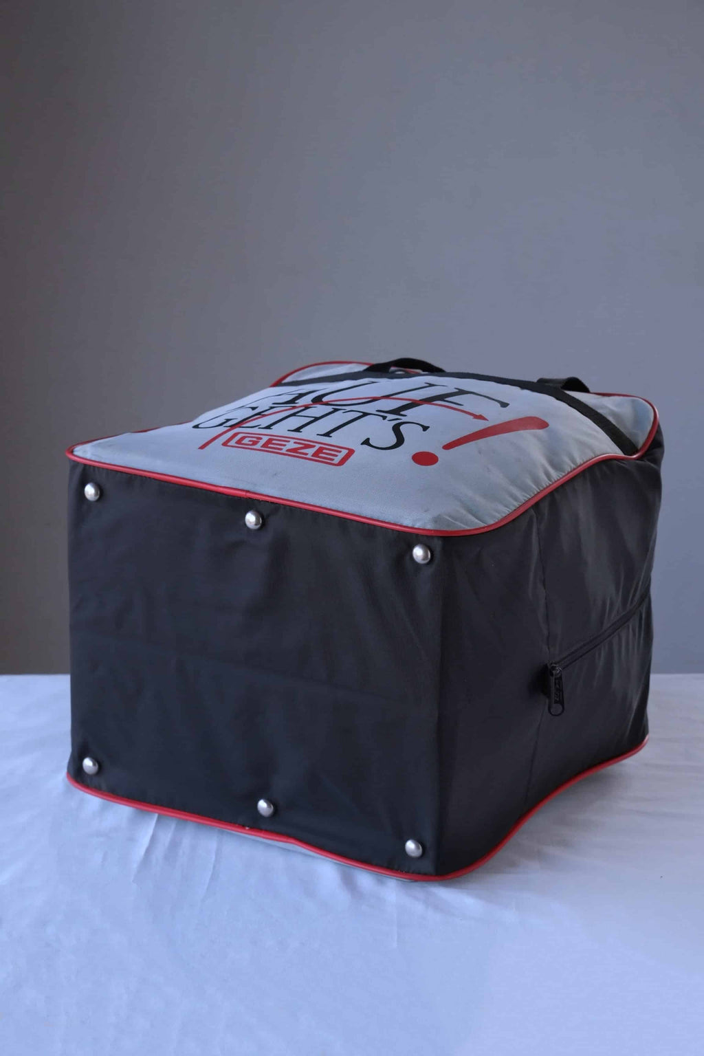 GEZE Ski Boots Bag bottom side