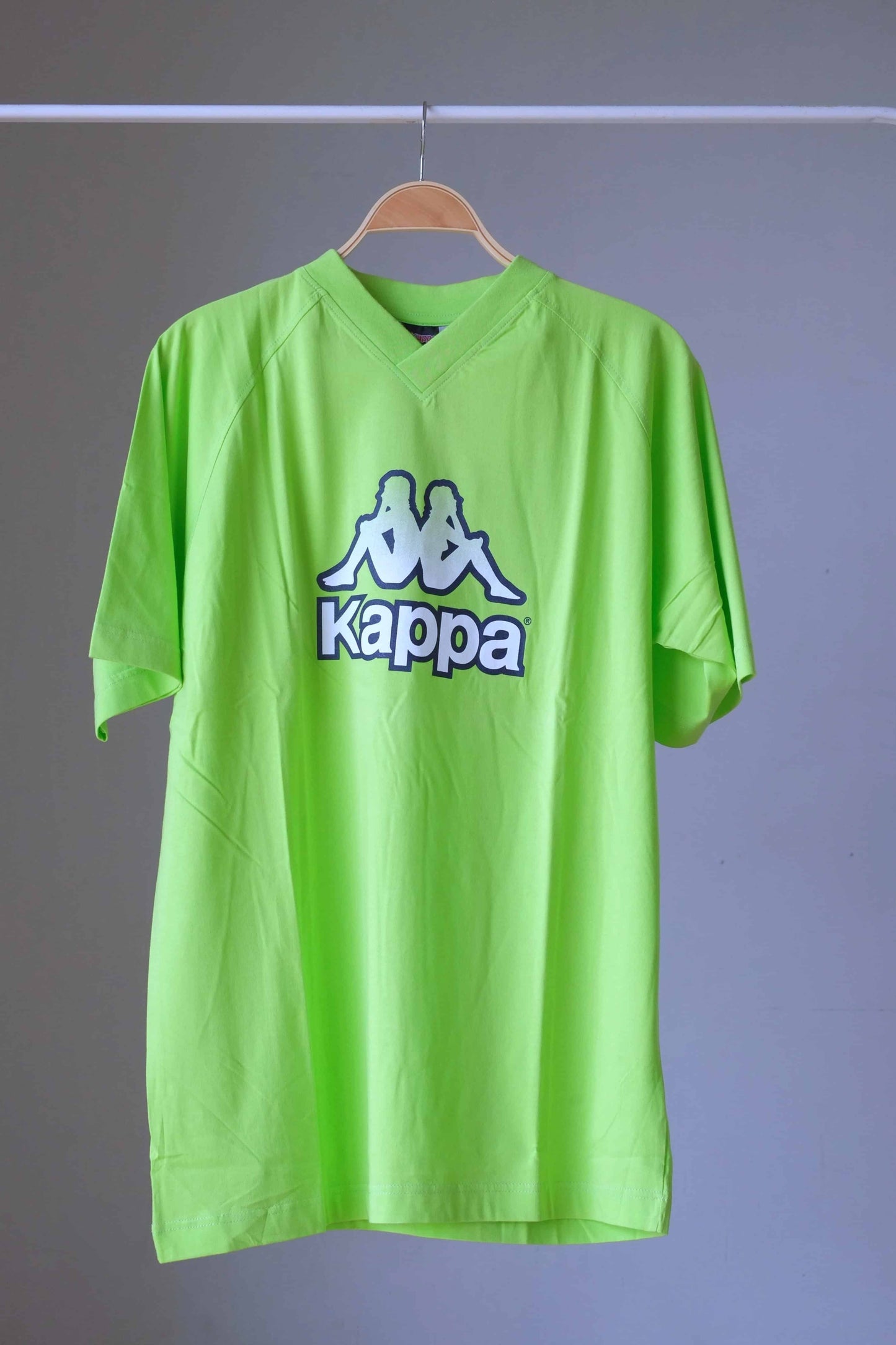 KAPPA 90's V-neck T-shirt green