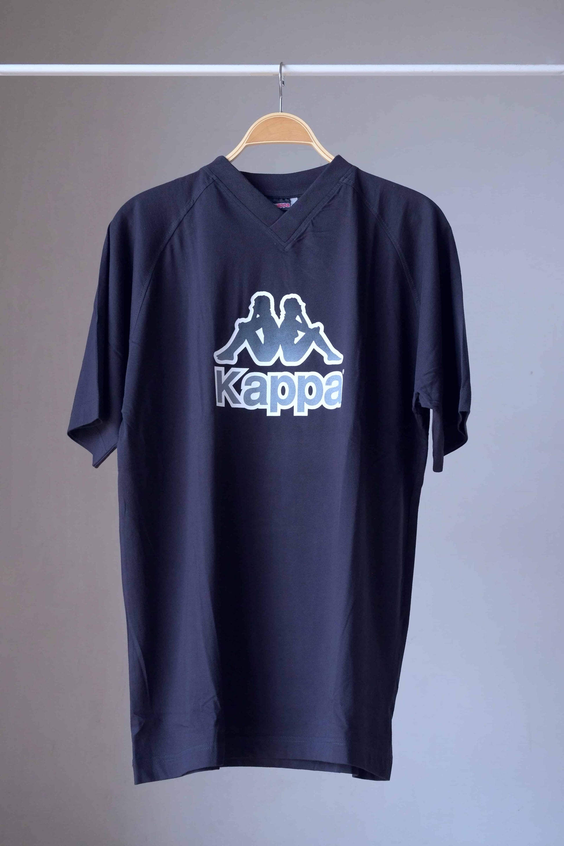 KAPPA 90's V-neck T-shirt black