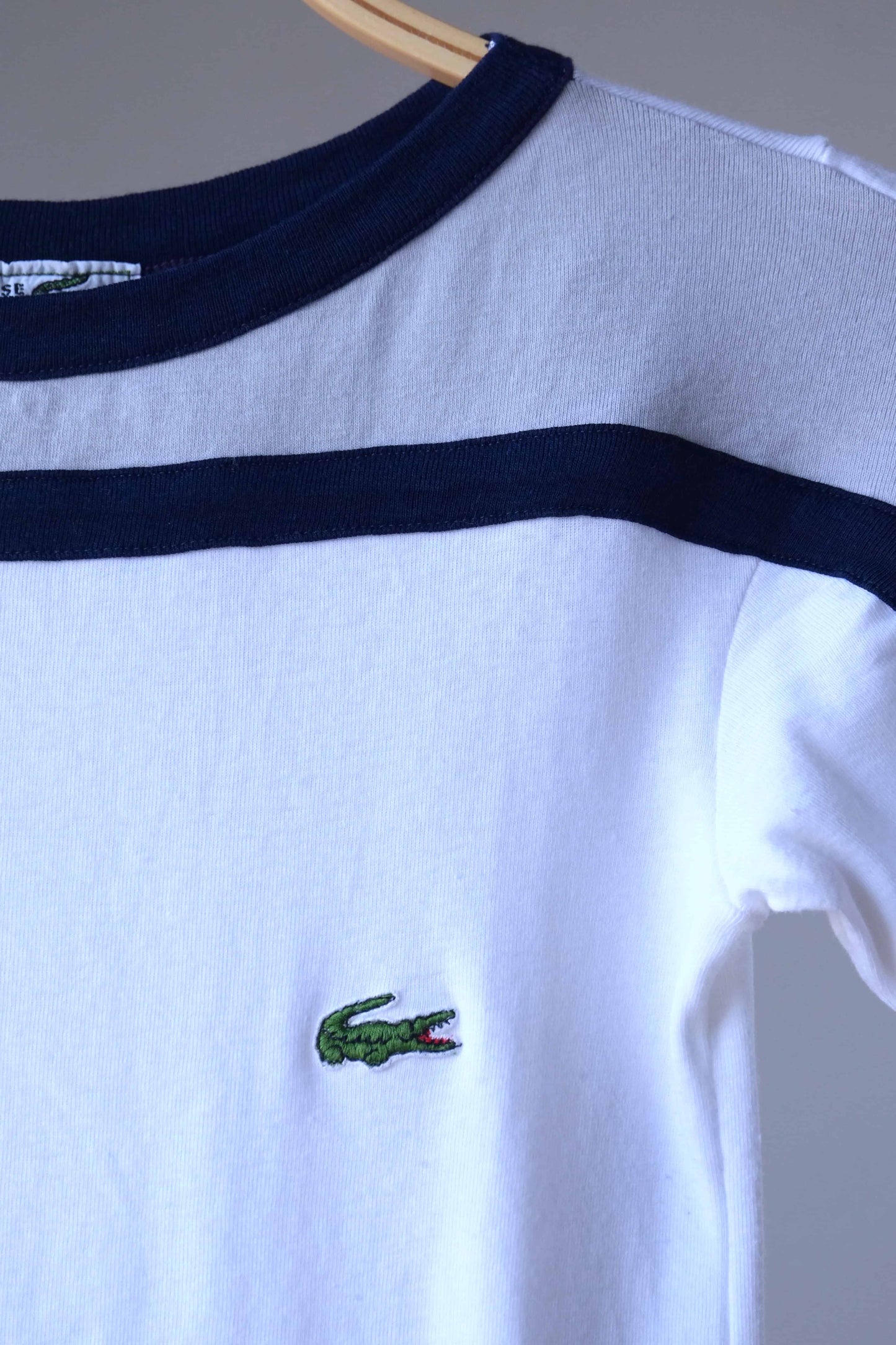 close up of the Lacoste logo on LACOSTE Women T-shirt