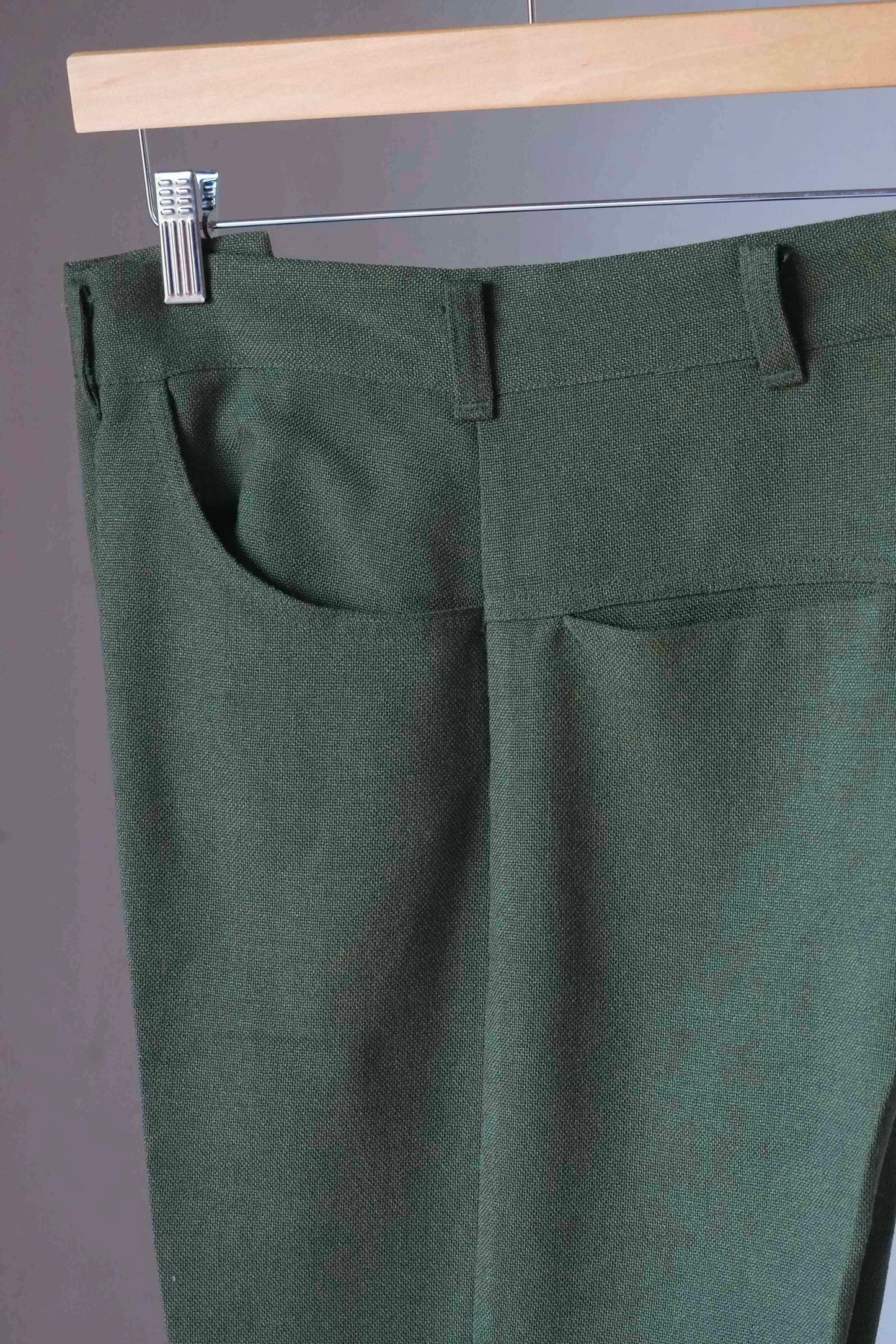 LEE 70's Vintage Slacks hunter green close up