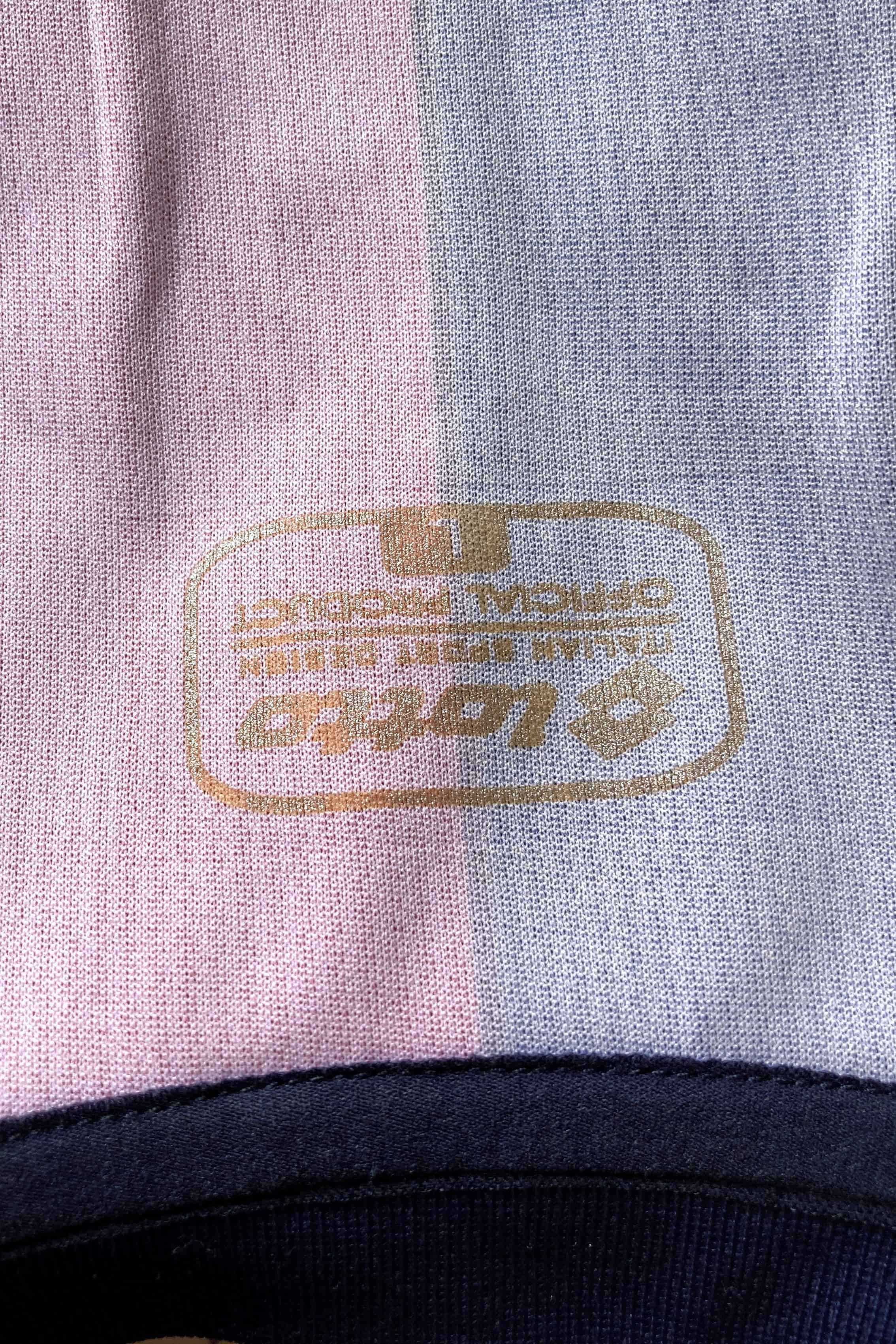 Close up of the size label of Lotto Genoa CFC 2012-13 Home Jersey.