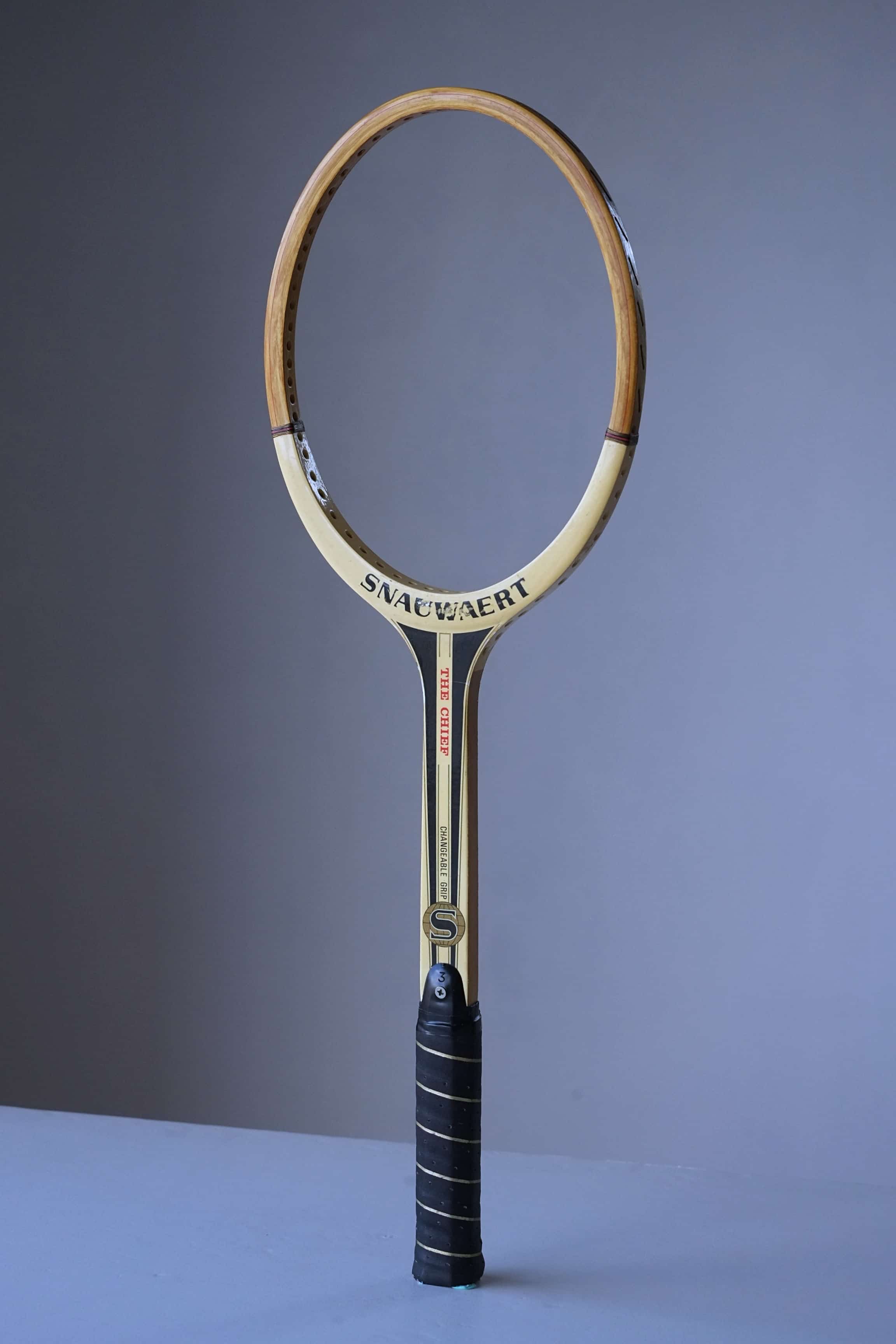 SNAUWAERT shops Tennis Racket