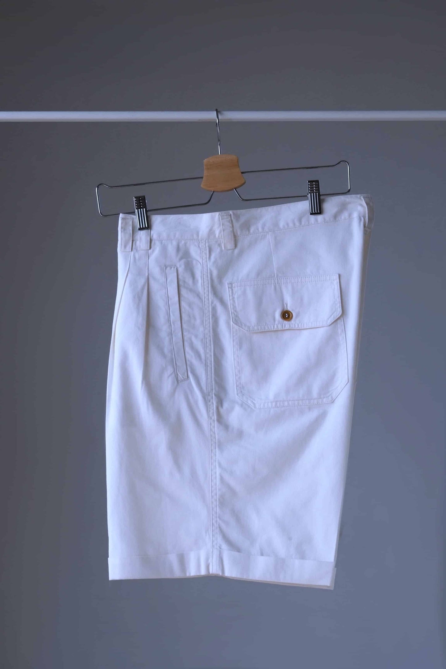 Side view of vintage off-white ELLESSE Men's Bermuda Shorts