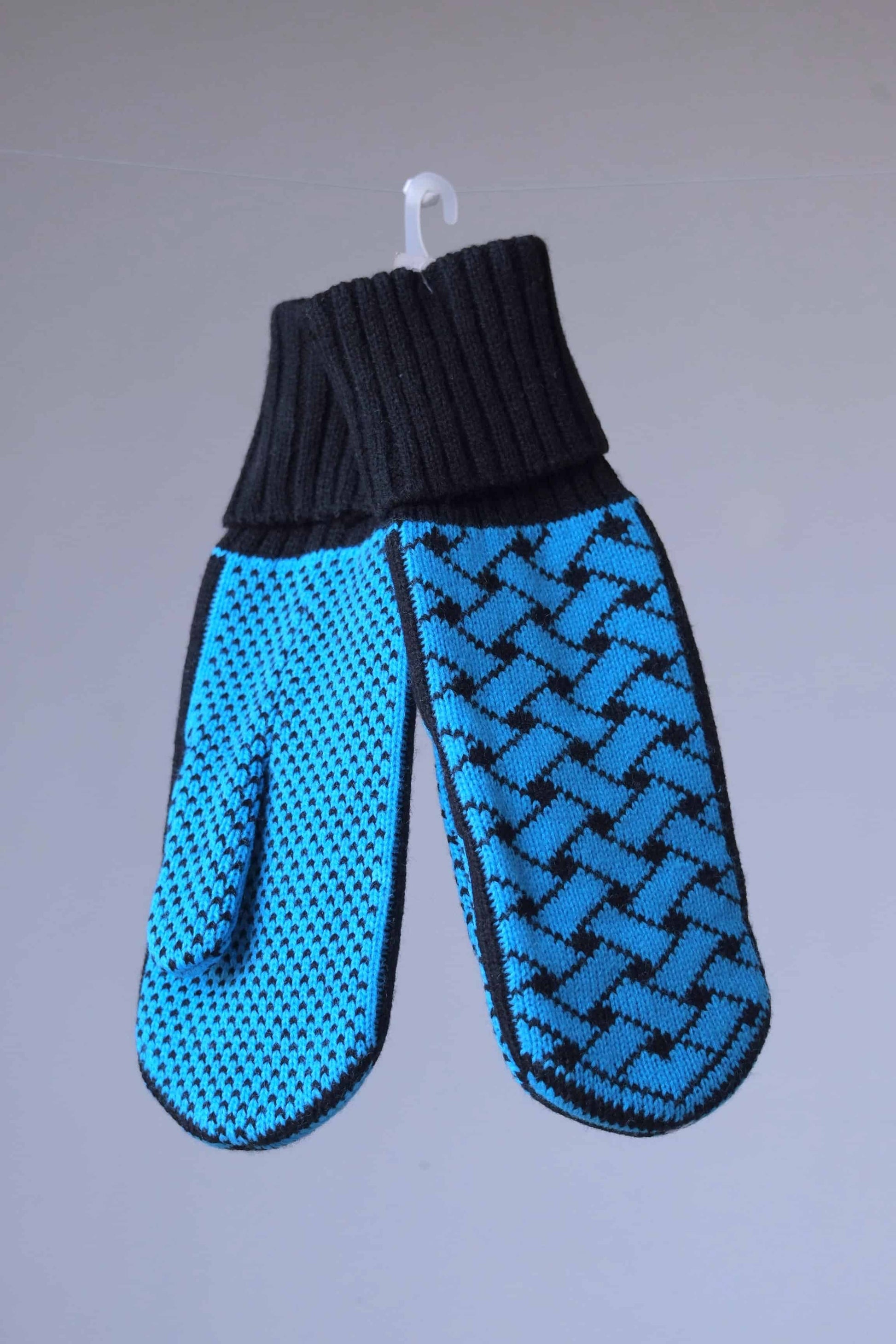 Turquoise and black wool mittens