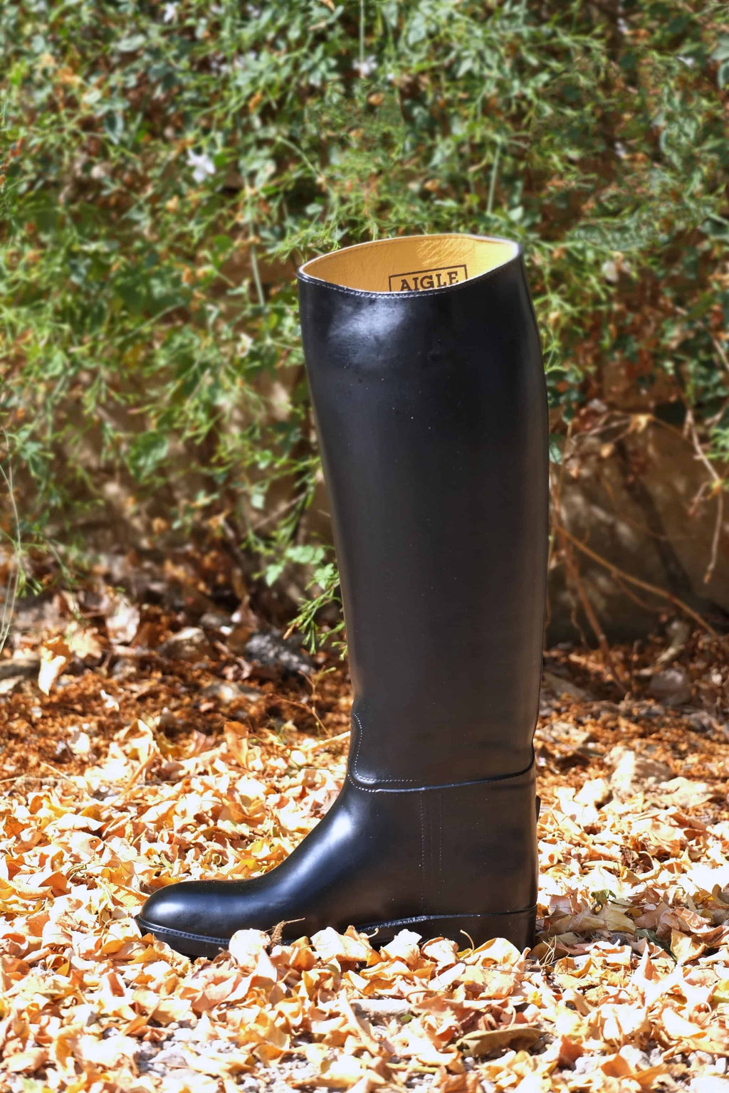 Profile view of a right side of an Aigle Ecuyer boot