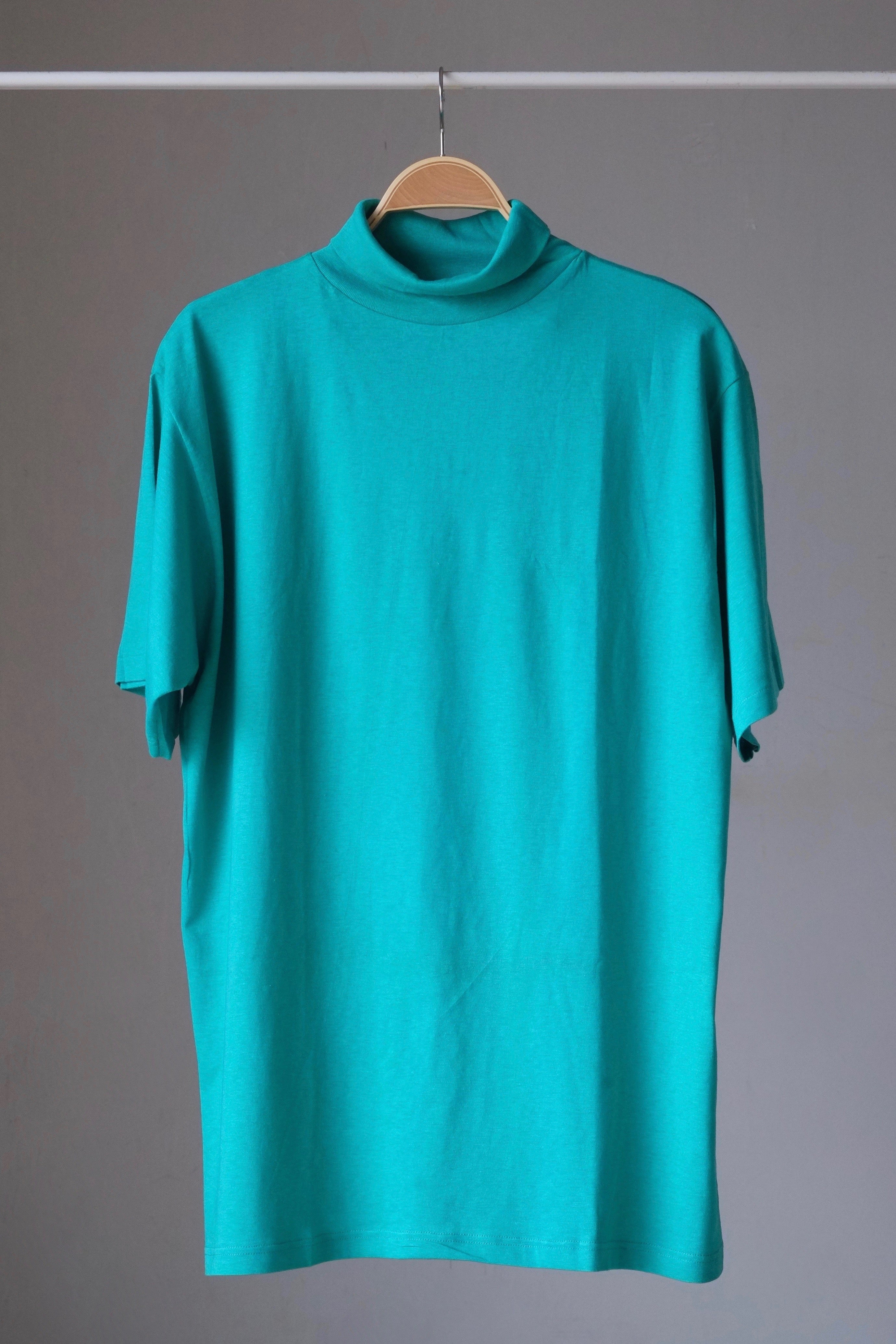 ROLLNECK Oversized 90s T-Shirt