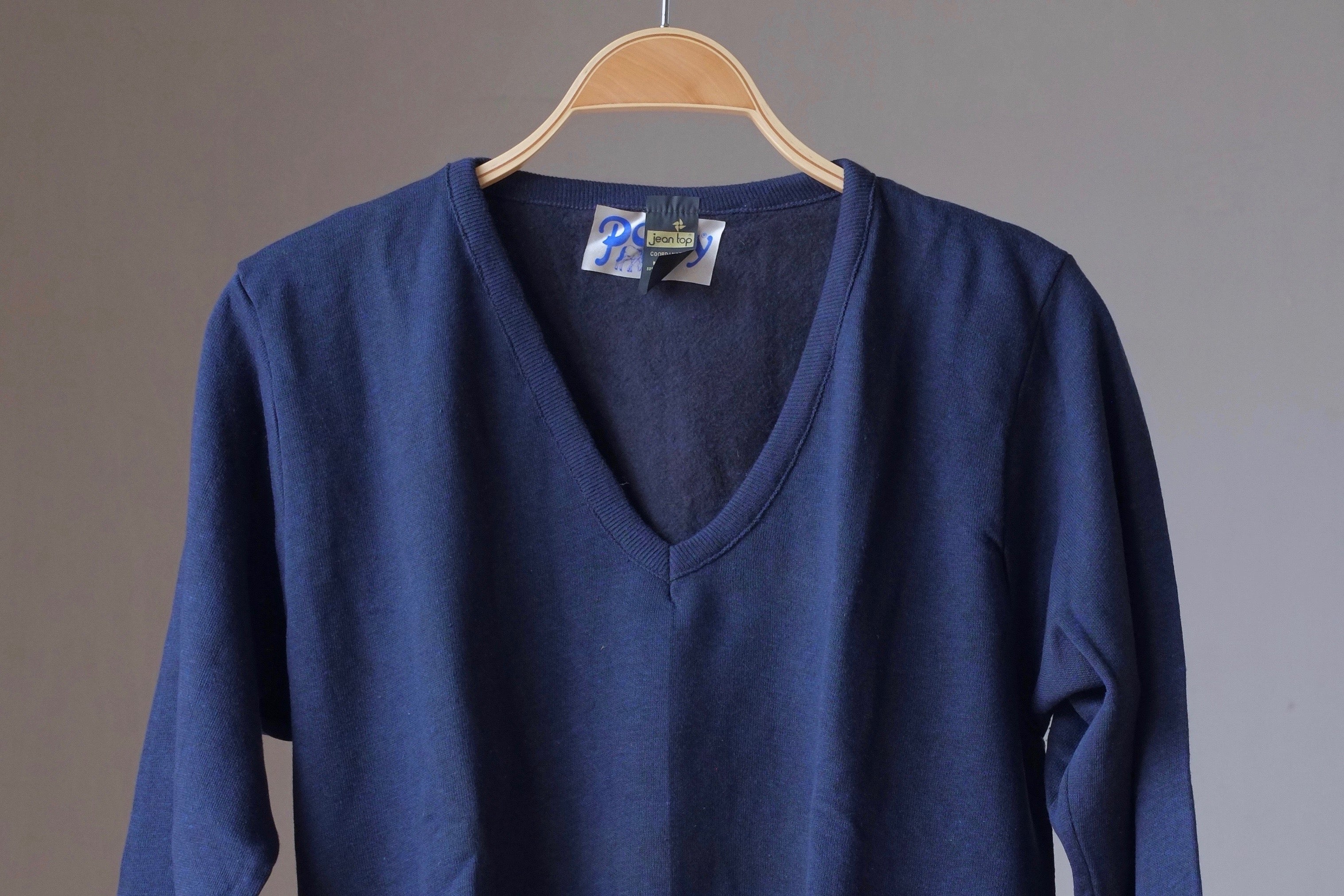 PONEY V-Neck Sweatshirt