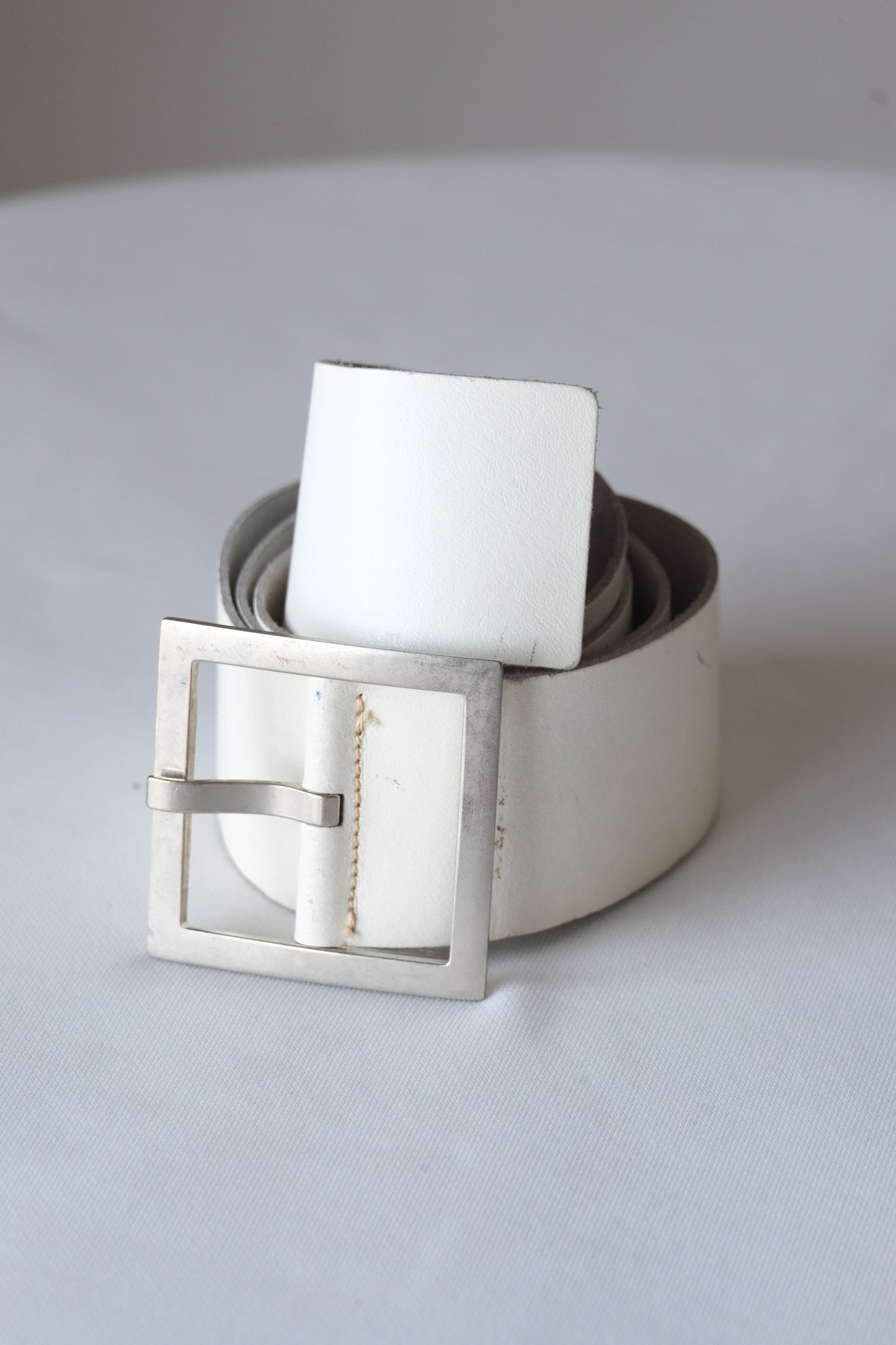 L'AIGLON Square Buckle Leather Belt