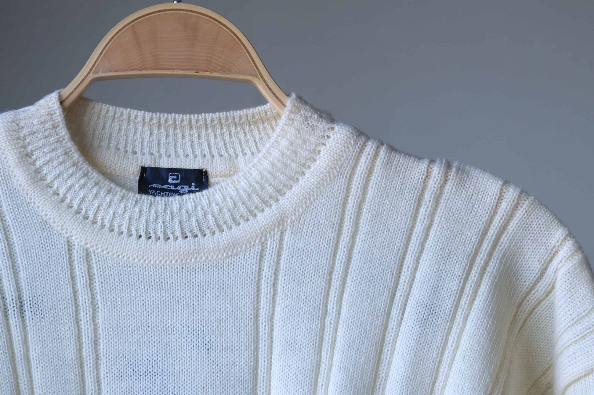 90's Cable Knit Sweater white collar detail