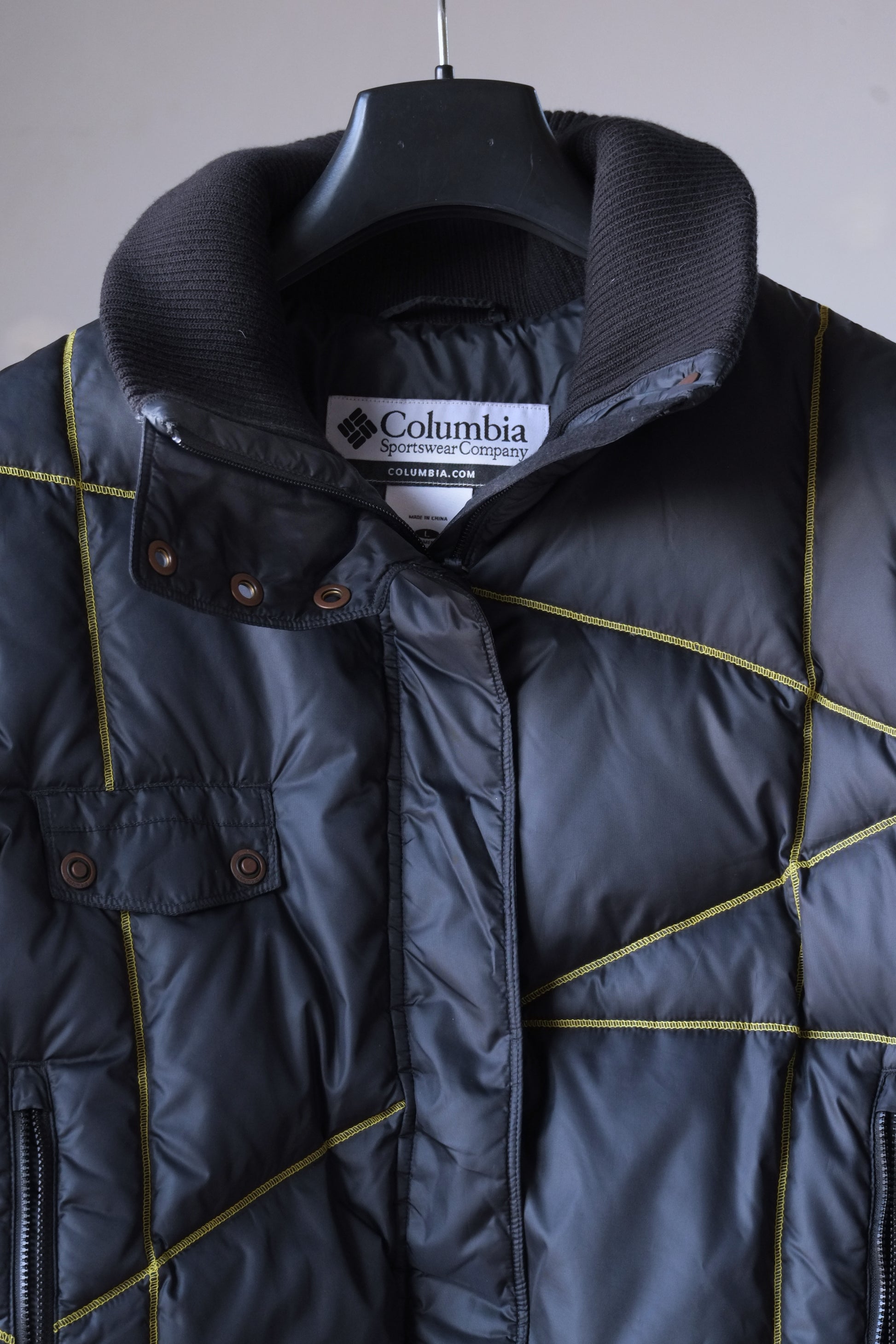COLUMBIA Expressiva Down Jacket detail