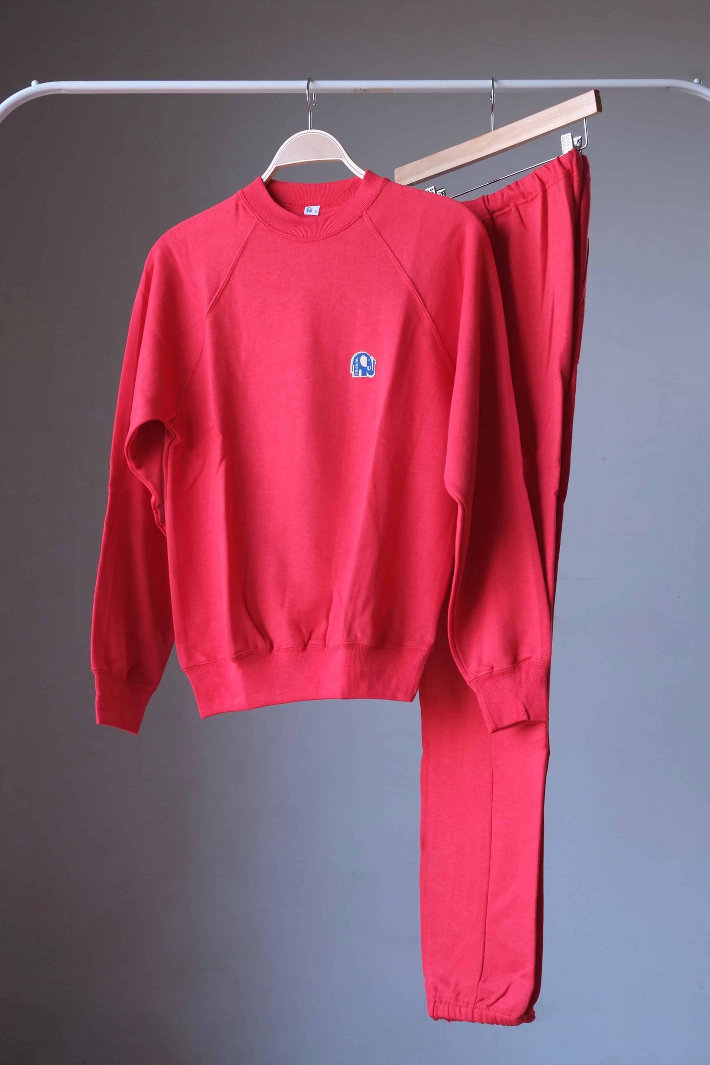 80's Comfy Jogging Suit red