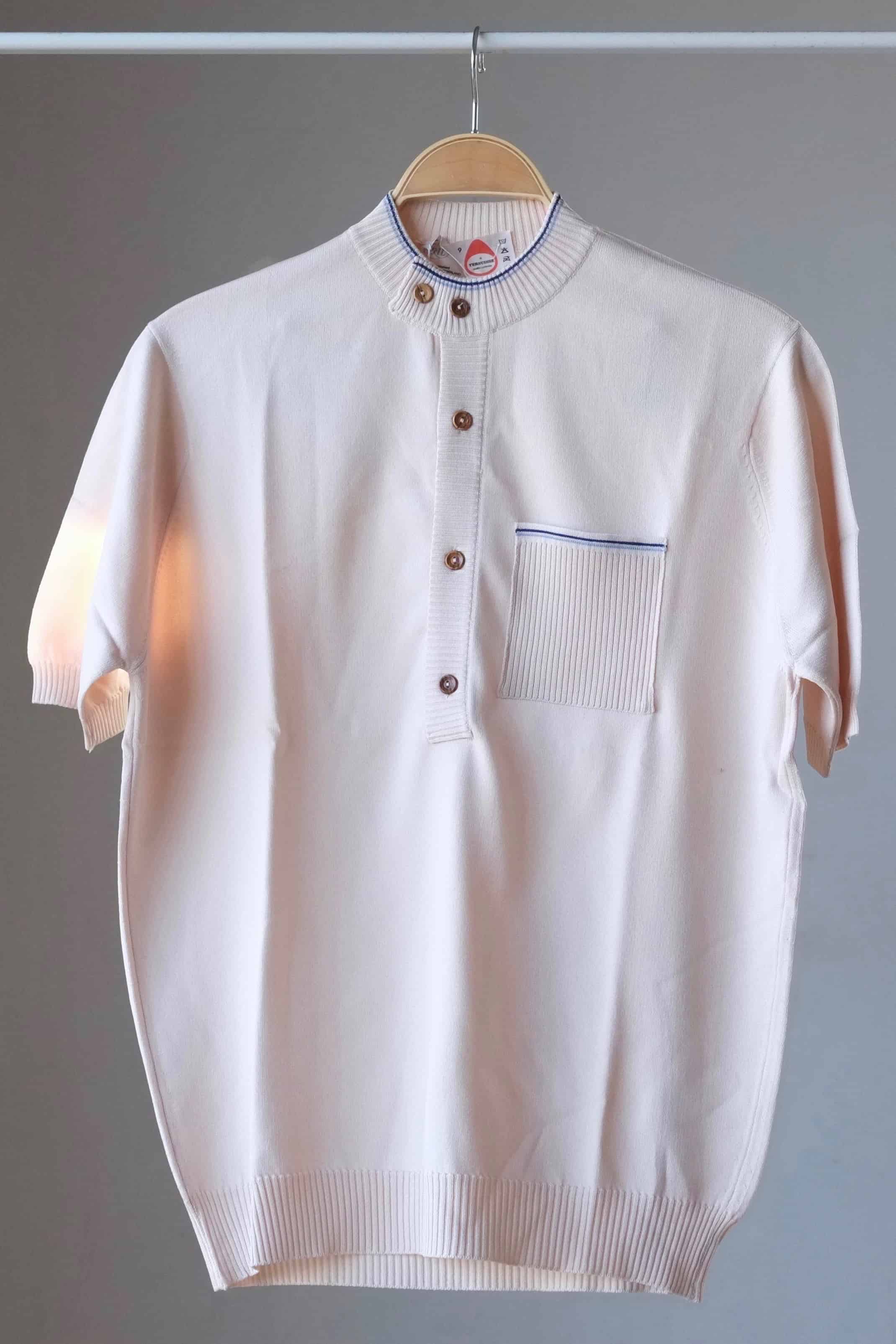 70's Buttoned Neck Top cream