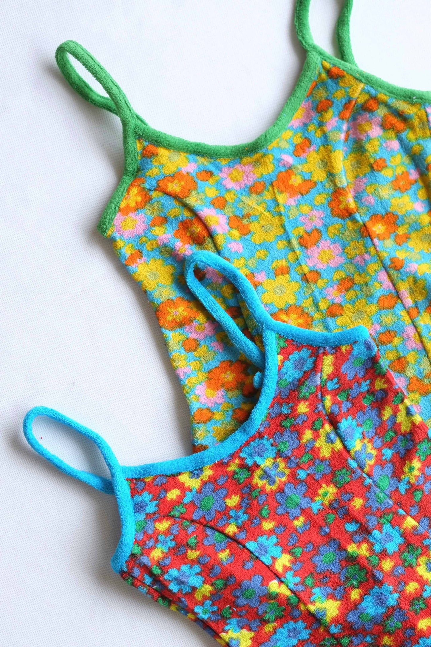 RESTOSANA 70's Floral Terry Girls Swimsuit CLOSE UP