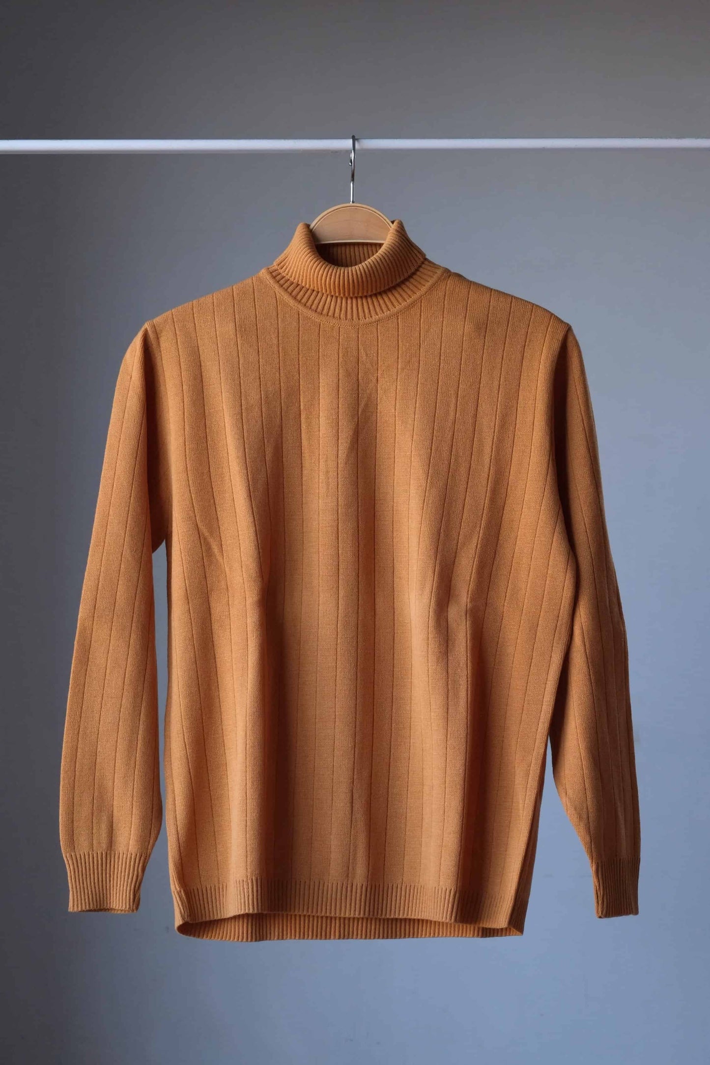 Vintage 70's Turtleneck Sweater honey